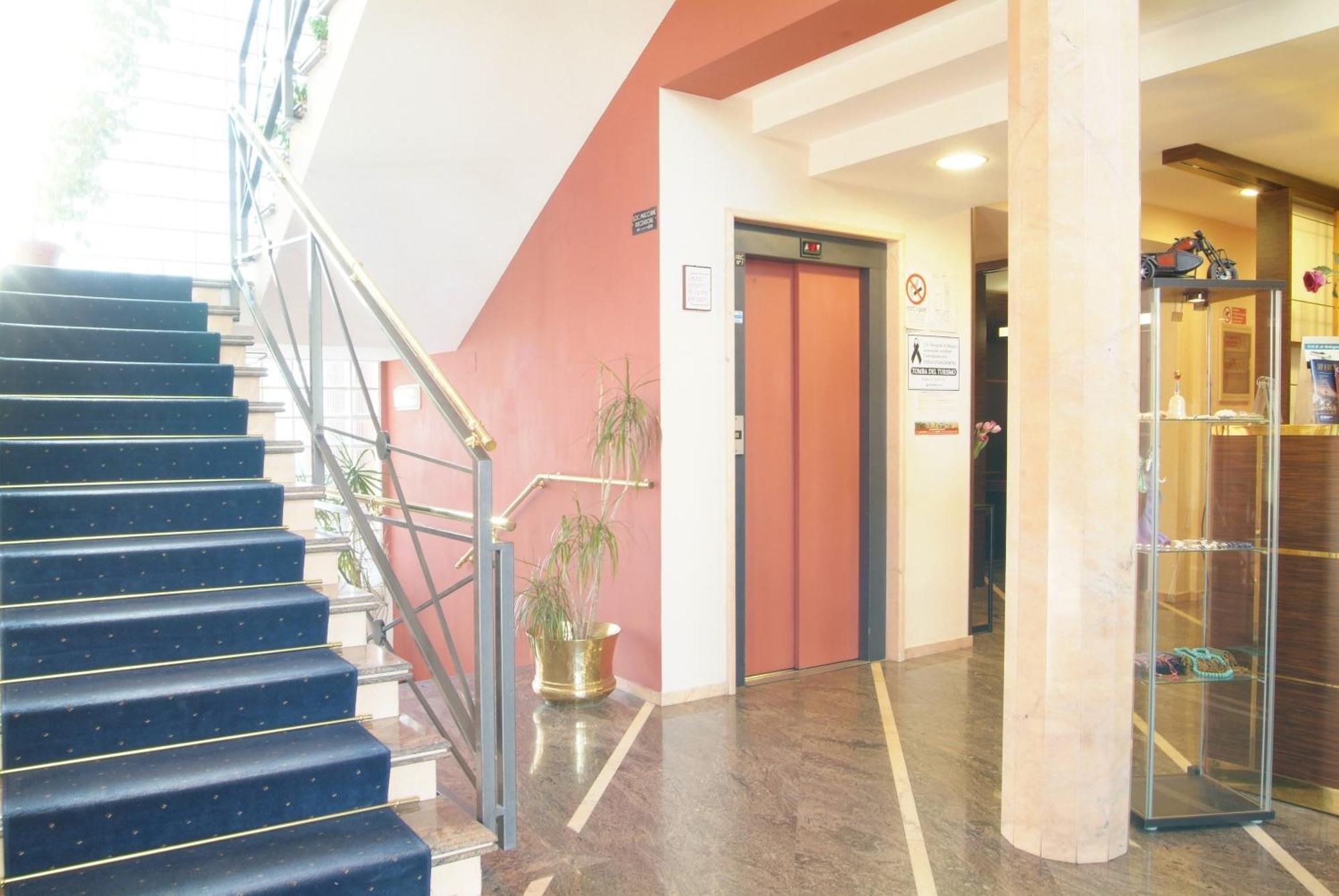 Hotel Maxim, Bologna